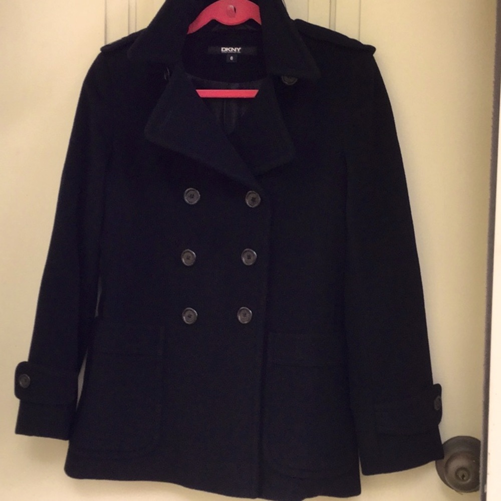 BLACK DKNY WOOL COAT SIZE 6